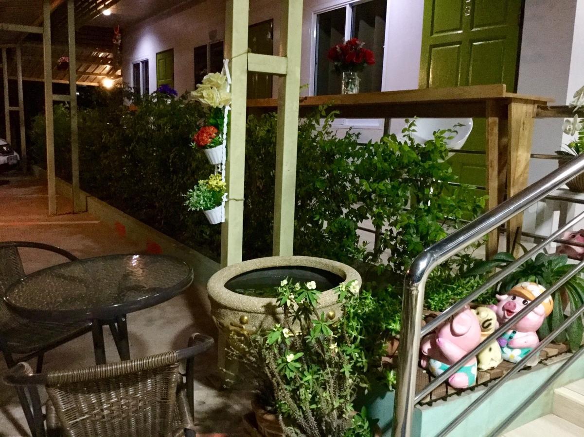 Greenhouse Apartment Nakhon Phanom Exterior foto